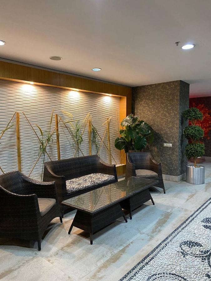 Grand Nur Plaza Hotel Актау Экстерьер фото