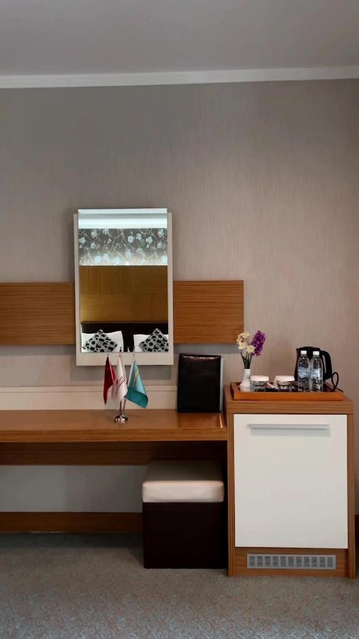 Grand Nur Plaza Hotel Актау Экстерьер фото