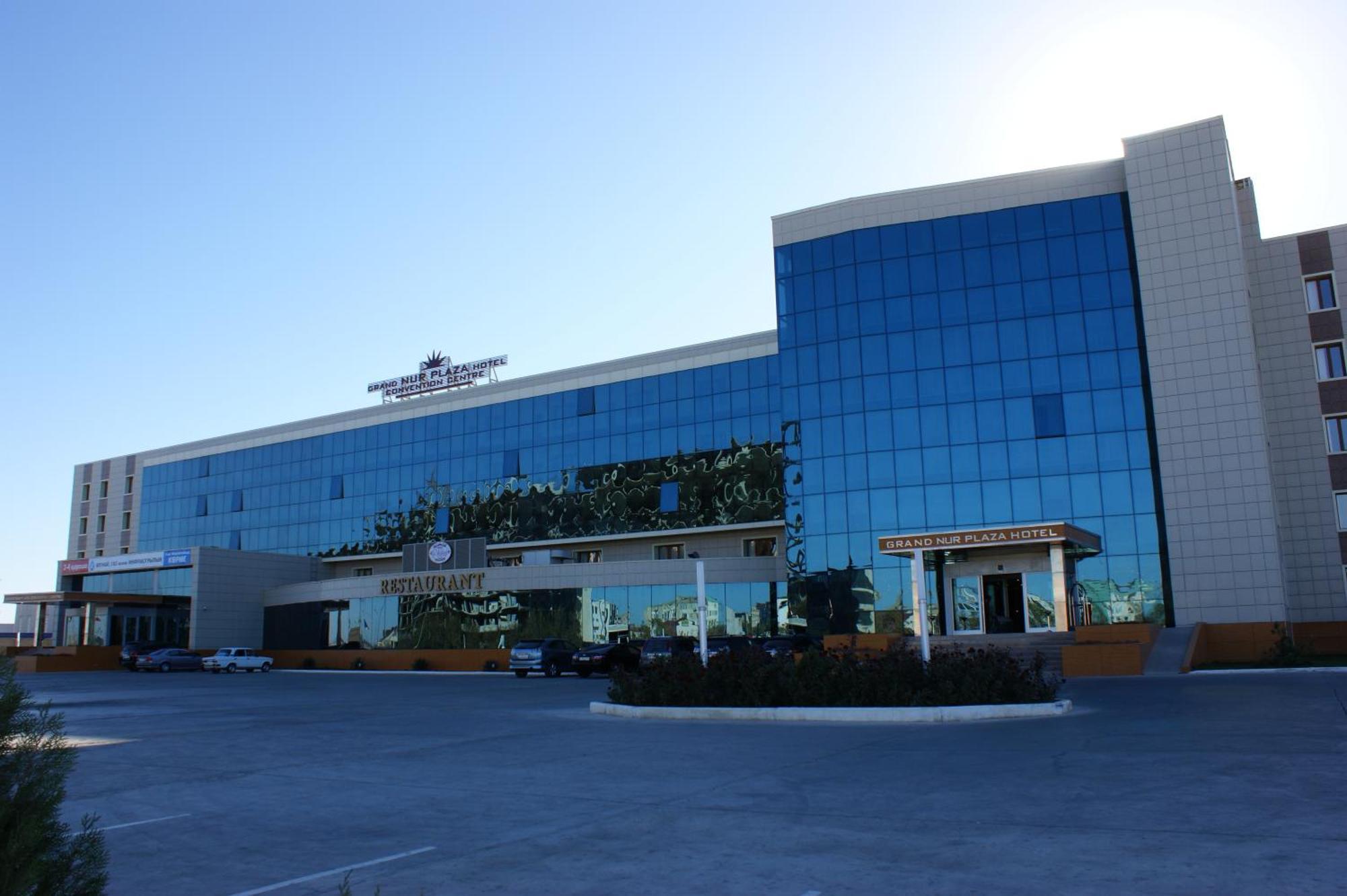 Grand Nur Plaza Hotel Актау Экстерьер фото