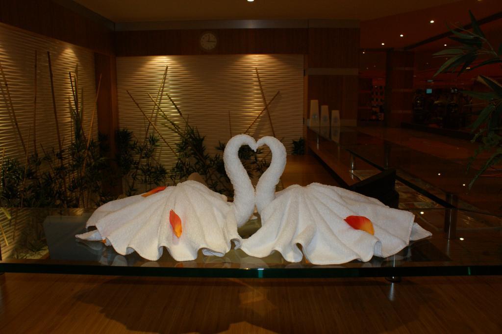 Grand Nur Plaza Hotel Актау Экстерьер фото