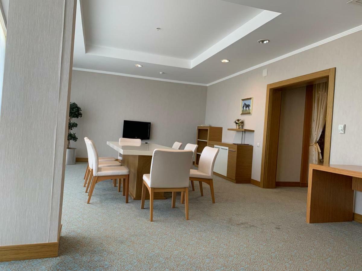 Grand Nur Plaza Hotel Актау Экстерьер фото